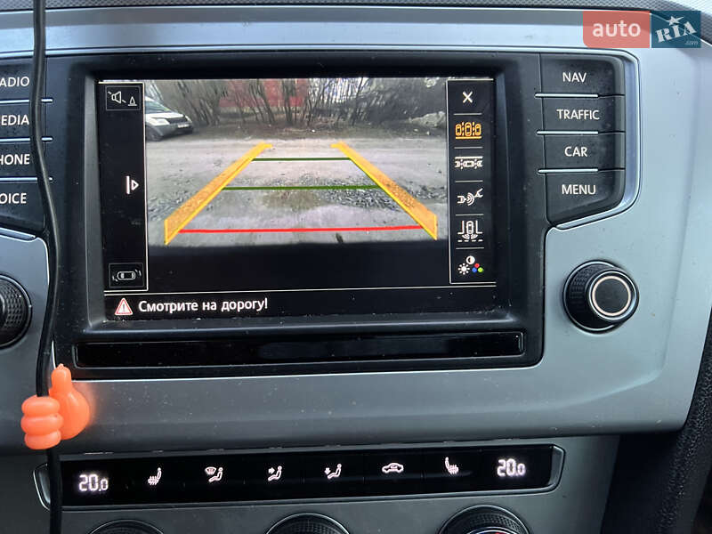 Универсал Volkswagen Passat 2015 в Хмельницком