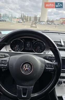 Седан Volkswagen Passat 2014 в 
