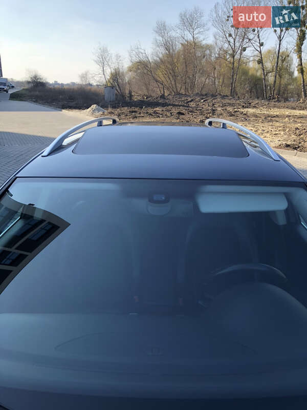 Универсал Volkswagen Passat 2010 в Ровно