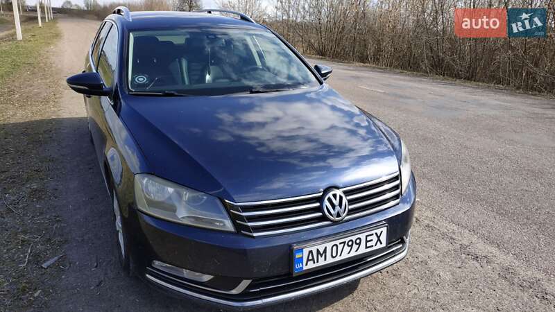 Универсал Volkswagen Passat 2011 в Овруче
