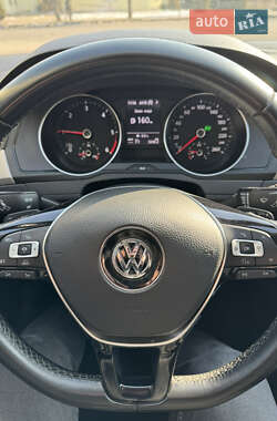 Универсал Volkswagen Passat 2018 в 