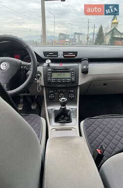 Седан Volkswagen Passat 2005 в 