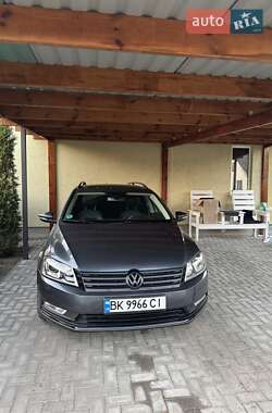 Универсал Volkswagen Passat 2013 в 