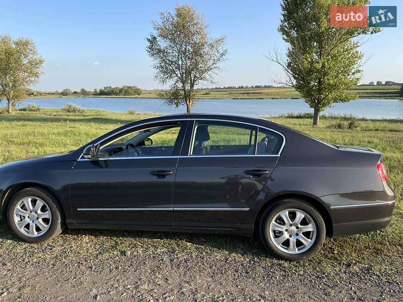 Седан Volkswagen Passat 2009 в Полтаве