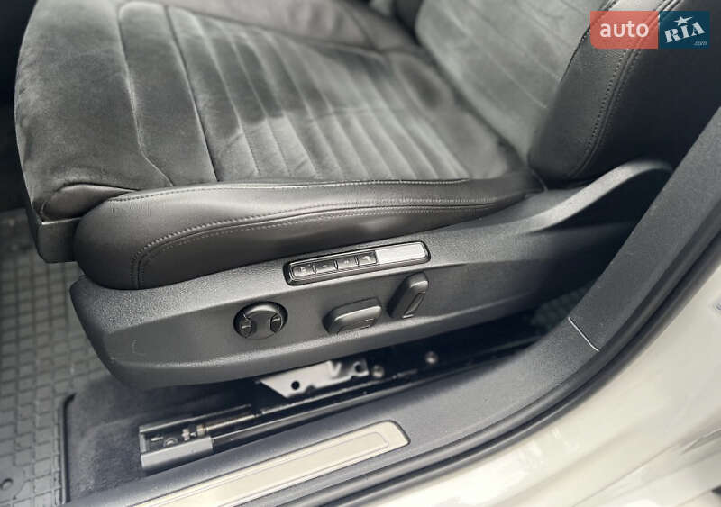 Седан Volkswagen Passat 2015 в Одесі