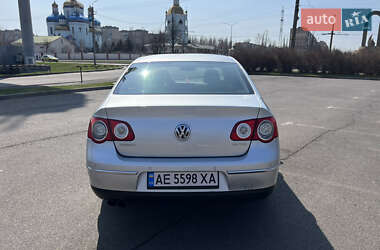 Седан Volkswagen Passat 2010 в 