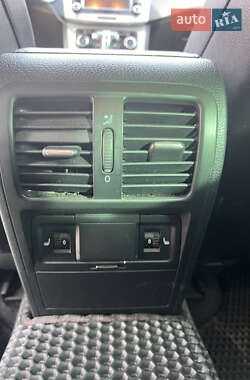 Седан Volkswagen Passat 2010 в 