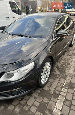 Седан Volkswagen Passat 2010 в 