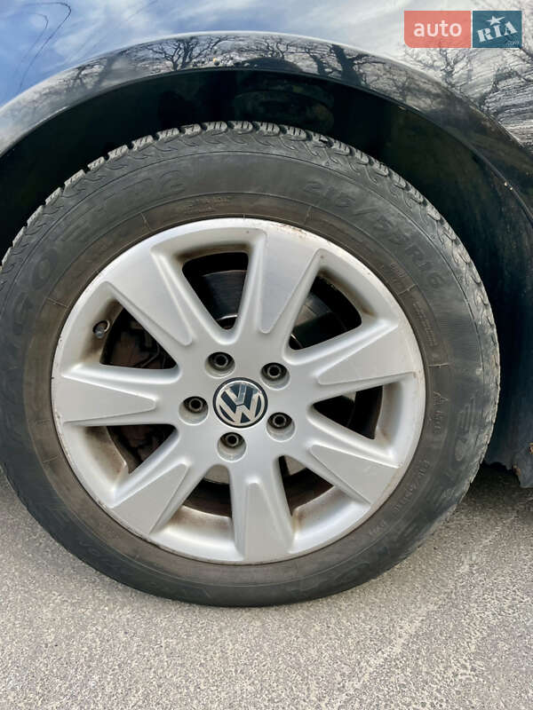 Универсал Volkswagen Passat 2009 в Тернополе