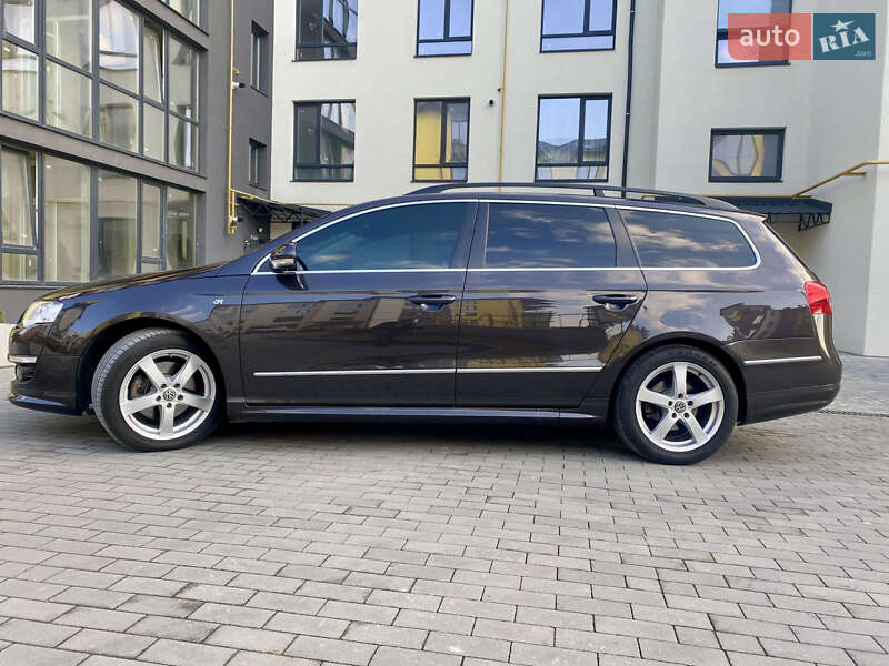 Универсал Volkswagen Passat 2010 в Луцке