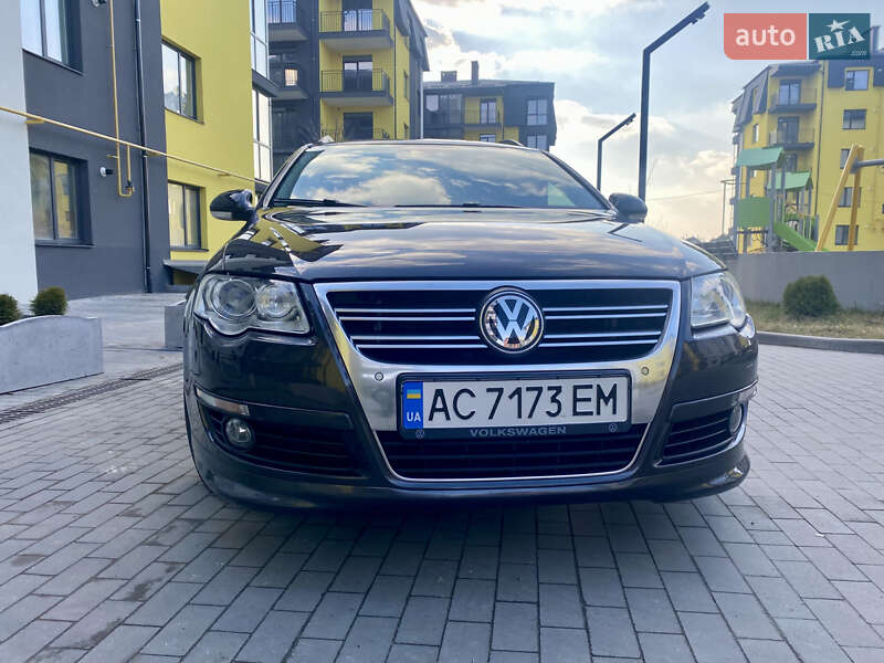 Универсал Volkswagen Passat 2010 в Луцке