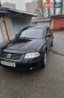 Седан Volkswagen Passat 2001 в 