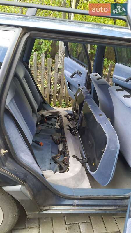 Универсал Volkswagen Passat 1990 в Харькове