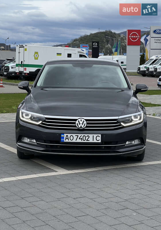 Седан Volkswagen Passat 2018 в Мукачево
