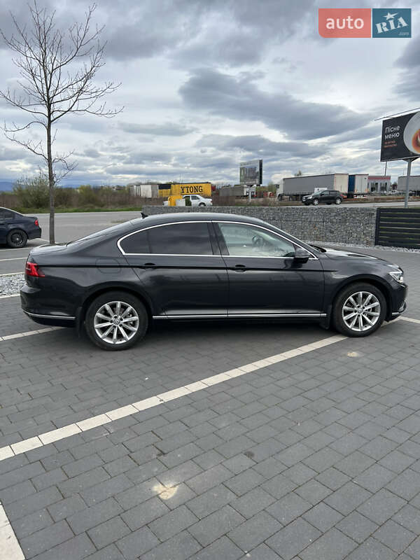 Седан Volkswagen Passat 2018 в Мукачево