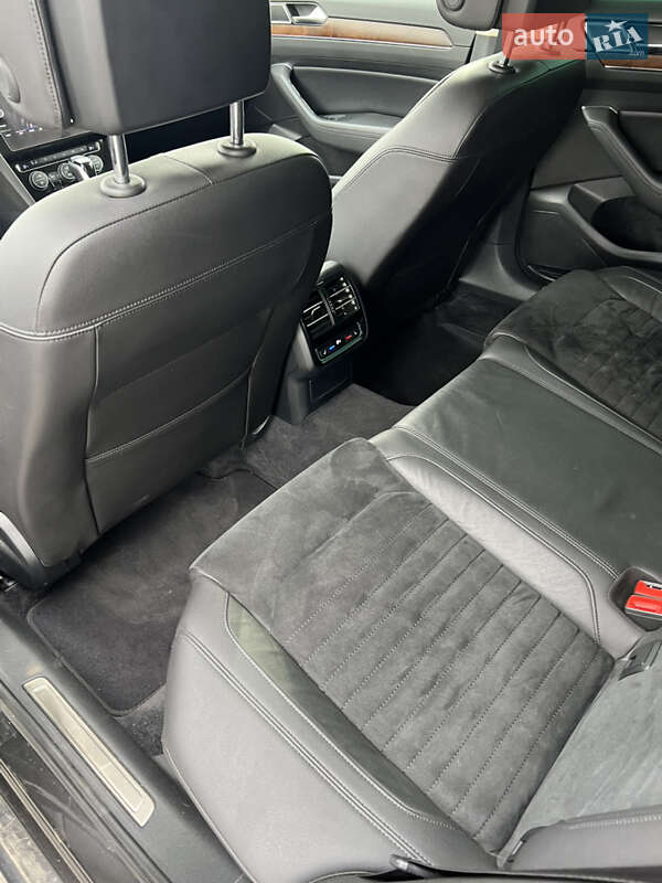 Седан Volkswagen Passat 2018 в Мукачево