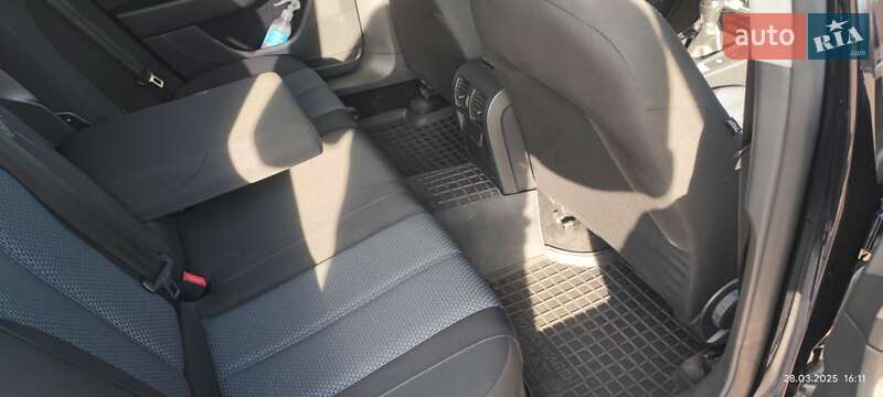 Универсал Volkswagen Passat 2012 в Житомире