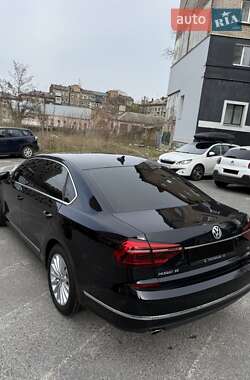 Седан Volkswagen Passat 2017 в 