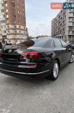 Седан Volkswagen Passat 2017 в 