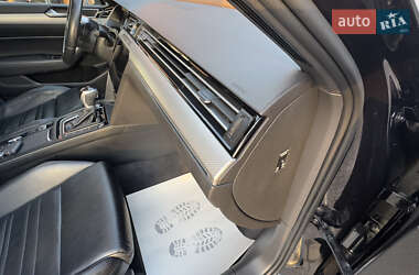 Универсал Volkswagen Passat 2015 в 