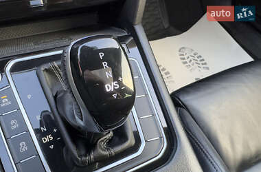 Универсал Volkswagen Passat 2015 в 