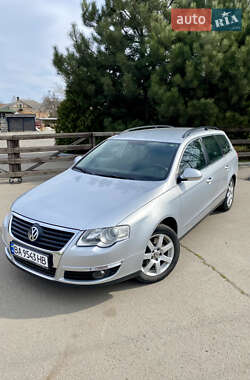 Універсал Volkswagen Passat 2009 в 