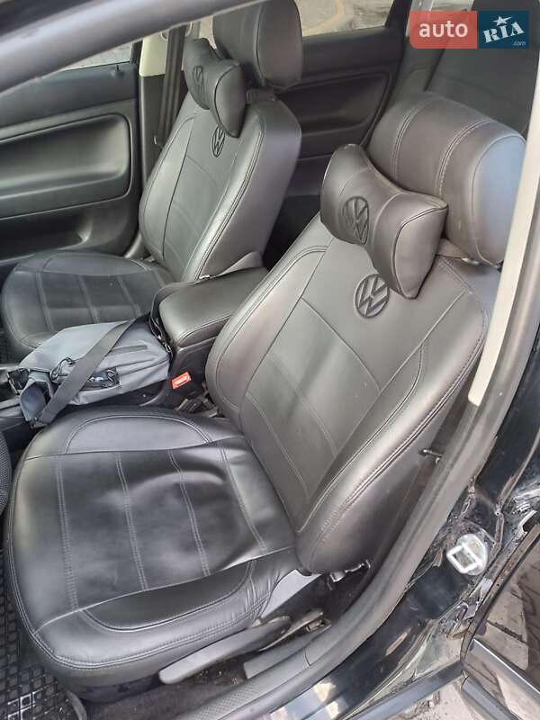 Універсал Volkswagen Passat 2001 в Вінниці