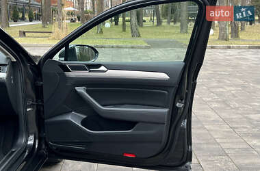 Универсал Volkswagen Passat 2018 в 