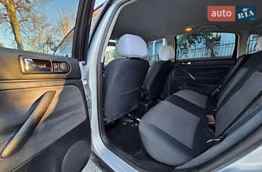 Седан Volkswagen Passat 2000 в 