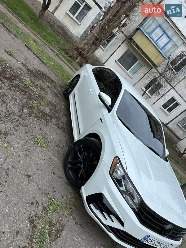Седан Volkswagen Passat 2016 в Кривому Розі