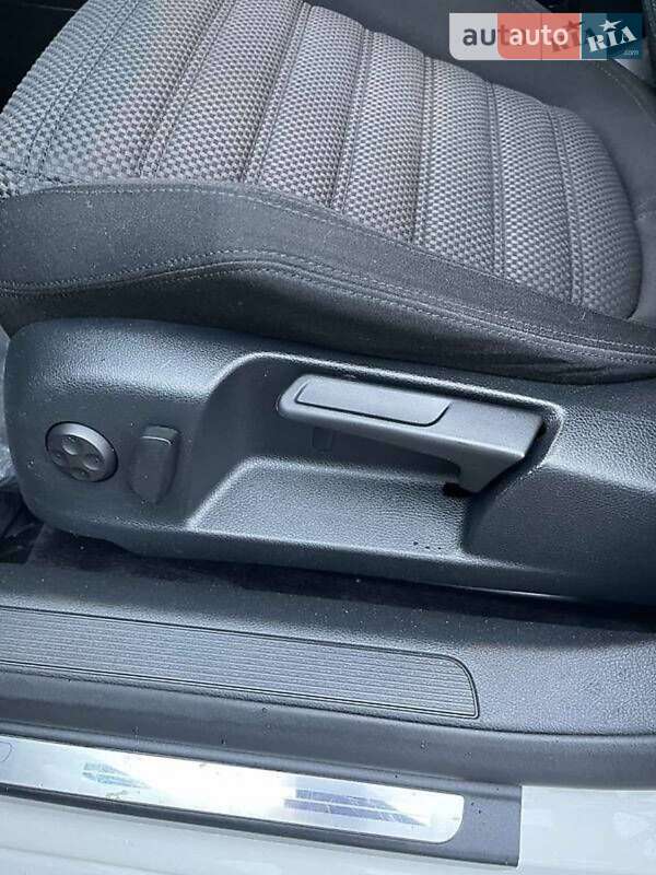 Универсал Volkswagen Passat 2010 в Одессе