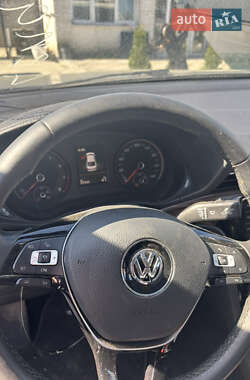 Седан Volkswagen Passat 2022 в 