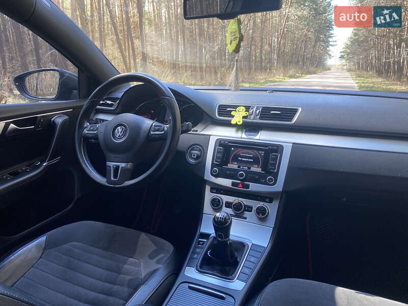 Универсал Volkswagen Passat 2013 в Сарнах
