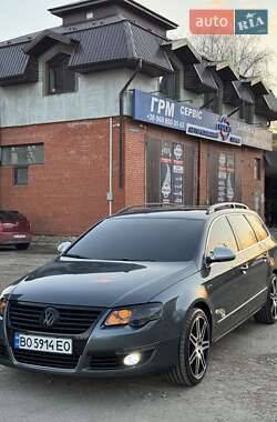 Универсал Volkswagen Passat 2010 в 