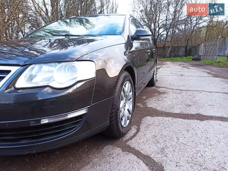 Универсал Volkswagen Passat 2005 в Запорожье