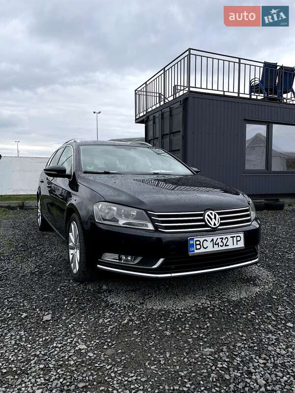 Volkswagen Passat 2011