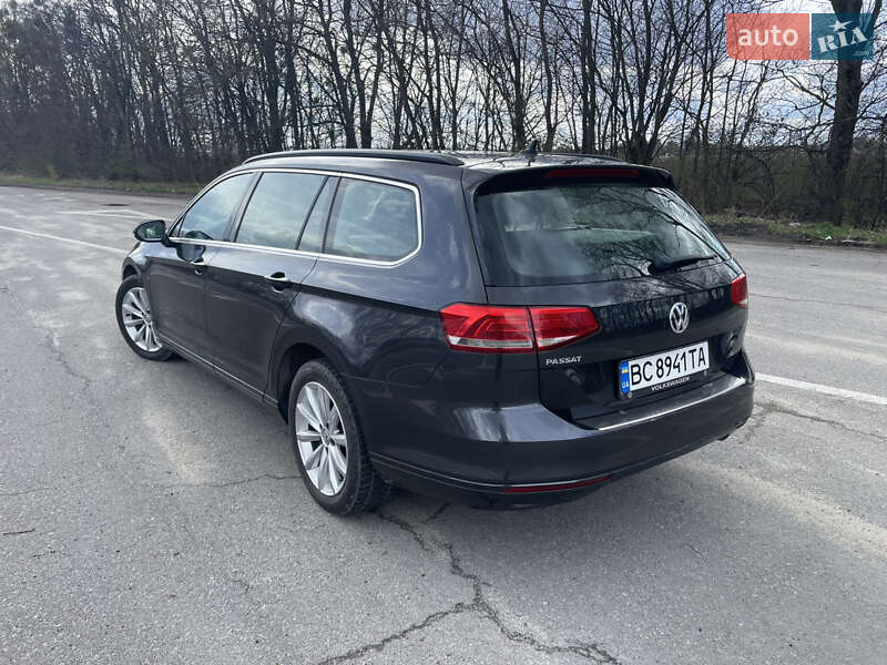 Універсал Volkswagen Passat 2018 в Львові