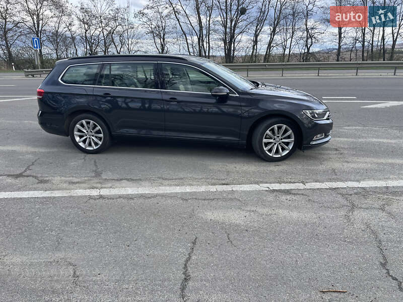 Універсал Volkswagen Passat 2018 в Львові