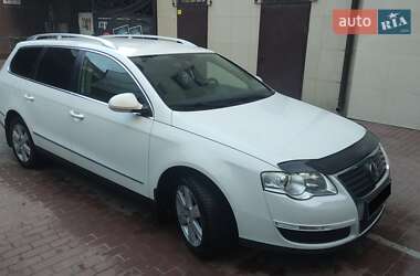 Універсал Volkswagen Passat 2008 в 
