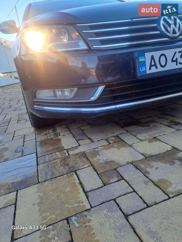 Універсал Volkswagen Passat 2013 в Міжгір'ї