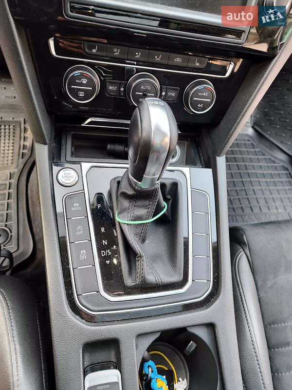 Универсал Volkswagen Passat 2016 в Тернополе