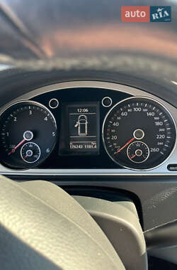 Універсал Volkswagen Passat 2014 в 