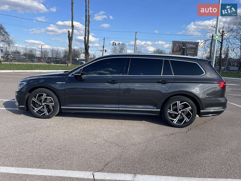 Универсал Volkswagen Passat 2017 в Житомире