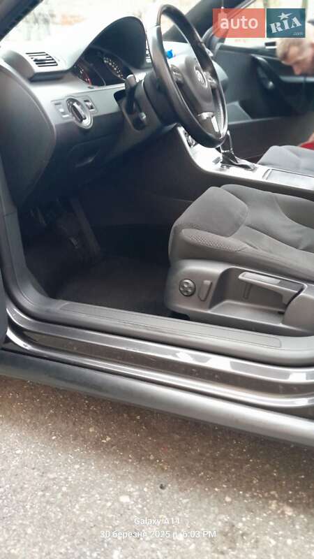 Универсал Volkswagen Passat 2009 в Луцке