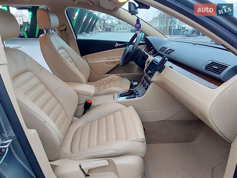 Універсал Volkswagen Passat 2006 в Одесі