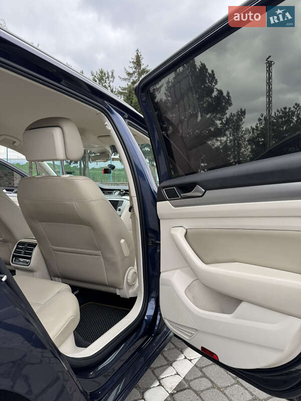 Универсал Volkswagen Passat 2015 в Ужгороде фото 18 Универсал Volkswagen Passat 2015 в Ужгороде