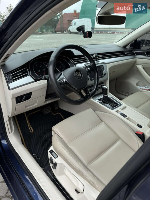 Универсал Volkswagen Passat 2015 в Ужгороде фото 27 Универсал Volkswagen Passat 2015 в Ужгороде