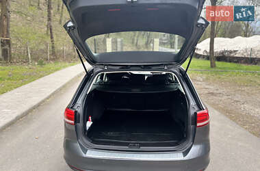 Универсал Volkswagen Passat 2015 в 