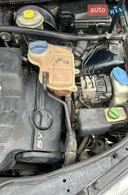 Седан Volkswagen Passat 1998 в 