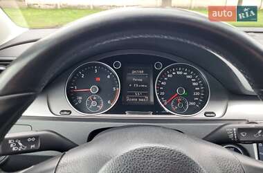 Седан Volkswagen Passat 2011 в 